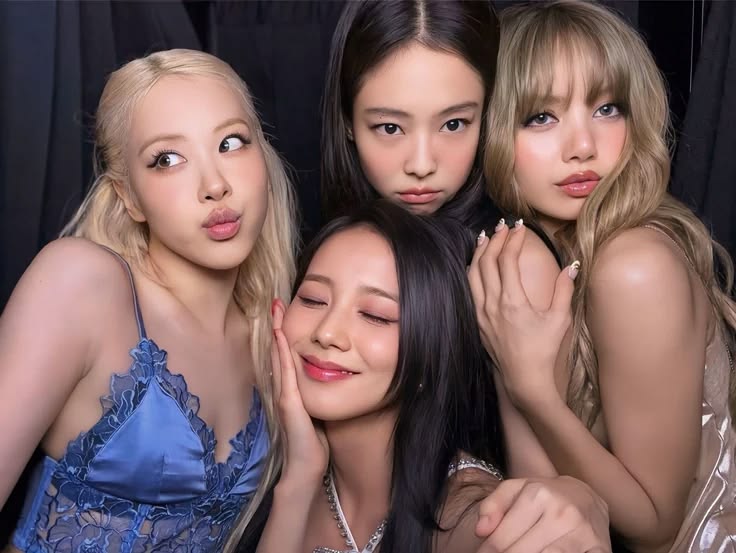 BLACKPINK 'THE ALBUM' quiz quiz cover